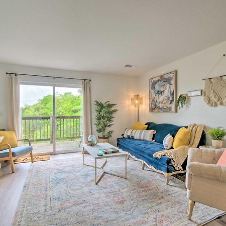 Cozy Branson Retreat With Balcony, 2 Mi To 76 Strip Leilighet Eksteriør bilde