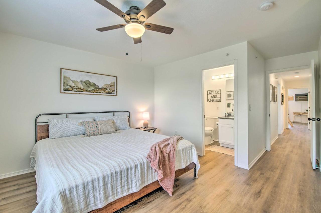 Cozy Branson Retreat With Balcony, 2 Mi To 76 Strip Leilighet Eksteriør bilde