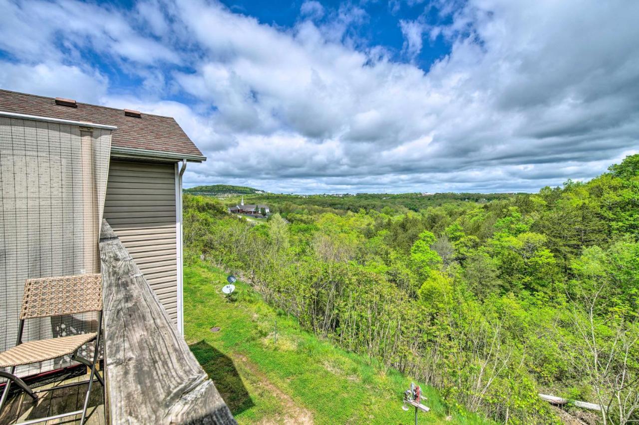 Cozy Branson Retreat With Balcony, 2 Mi To 76 Strip Leilighet Eksteriør bilde